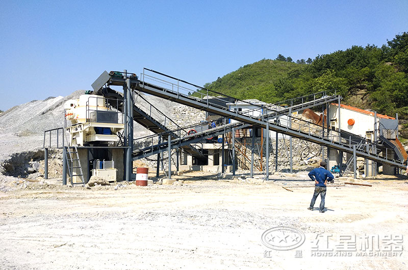 大理石邊角料加工沙子用什么機(jī)器？多少錢？現(xiàn)場視頻