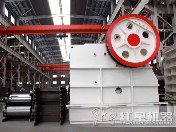 顎式破石機(jī)——石料廠(chǎng)的戰(zhàn)斗機(jī)，石頭的變形機(jī)