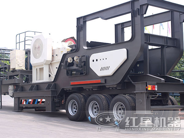 自行式石子破碎機，車載移動就是方便