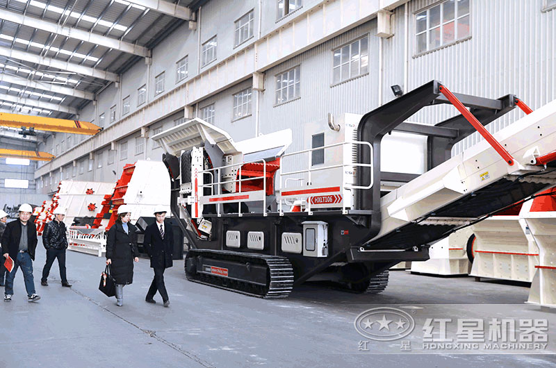 想找型號全、價格優(yōu)惠的履帶液壓巖石破碎機廠家，來這里！