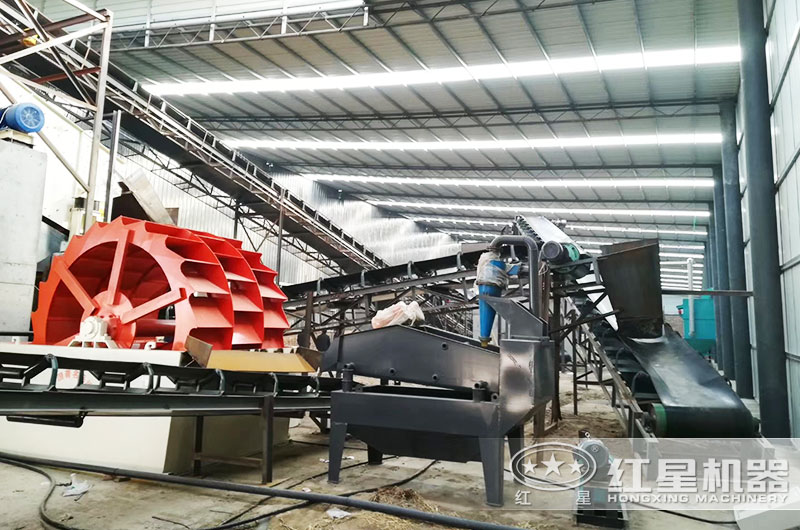 水洗沙機械多少錢一套？（內(nèi)有大型水洗沙機械工作視頻）